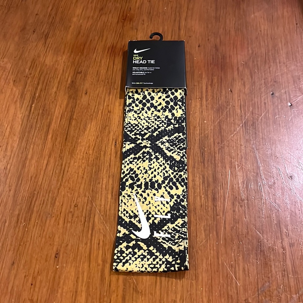 Nike Fly Dri Fit Head Tie new One Size black yellow adjustable headband Women’s